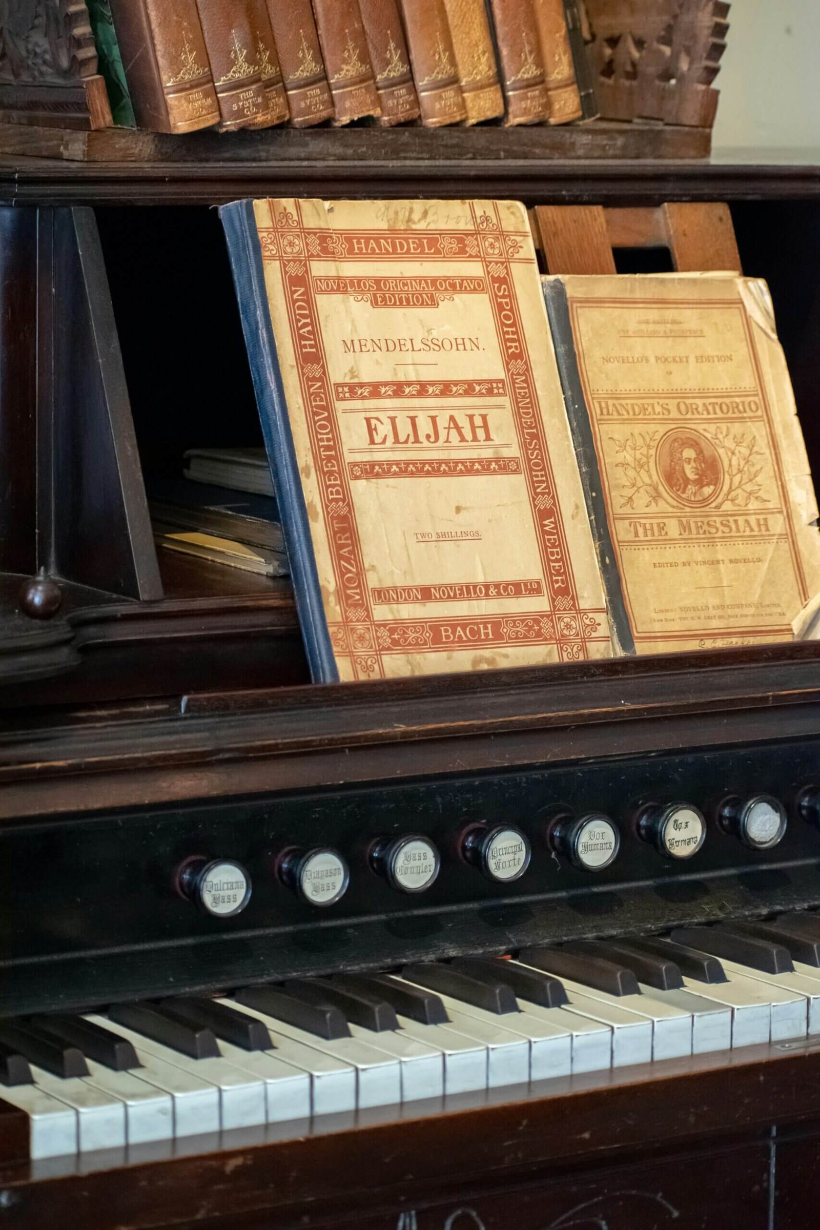 The Evolution of Musical Styles: A Journey from the Middle Ages to the Present Day The Evolution of Musical Styles: A Journey from the Middle Ages to the Present Day