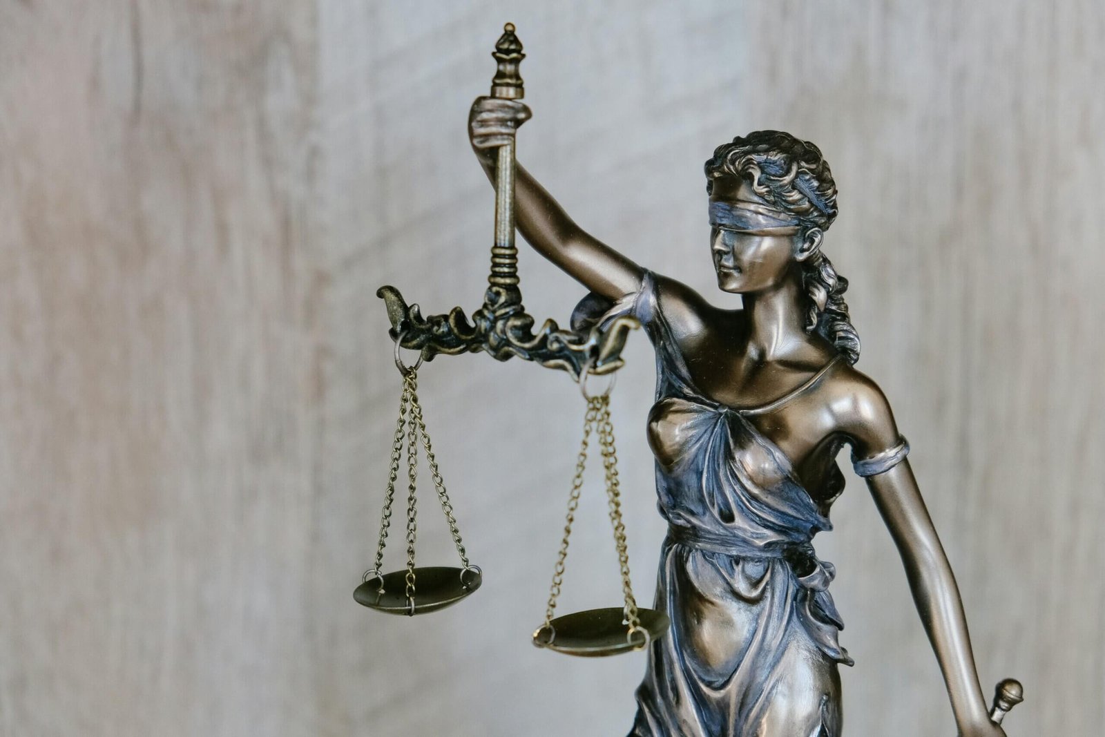 Essential Legal Advice for Musicians: Understanding Contracts and Rights Essential Legal Advice for Musicians: Understanding Contracts and Rights
